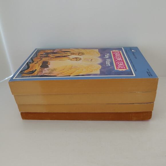 Madeleine L'engle's A Master of Fantasy Four Novels Book Set Suspense Mystery - Picture 4 of 16